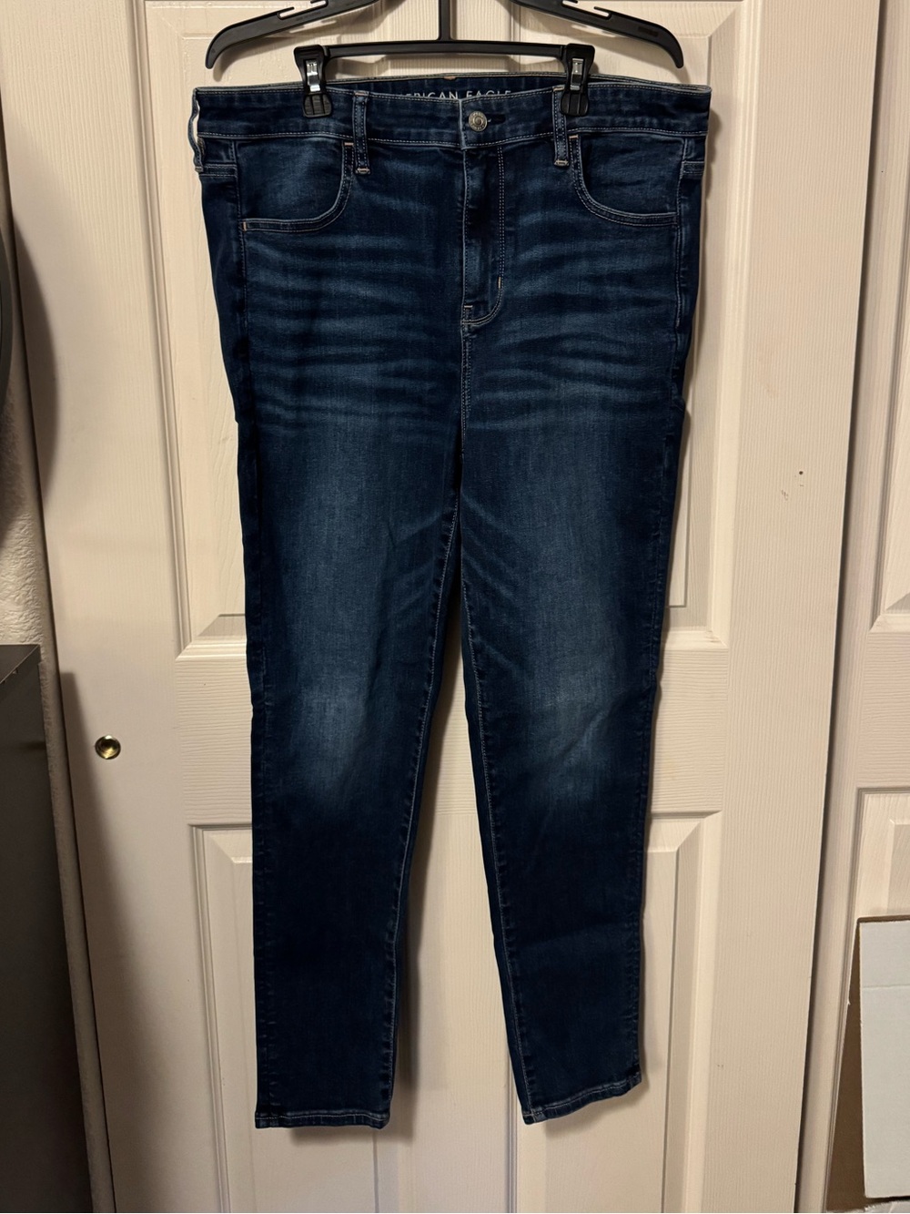 American Eagle Outfitters Dark Wash Women’s Hi-Rise Jegging